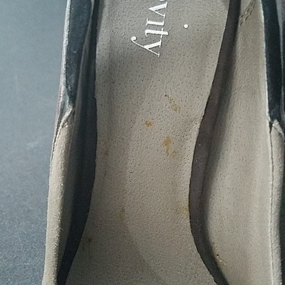 Levity multi toned gray black peep toe heels - Picture 7 of 7